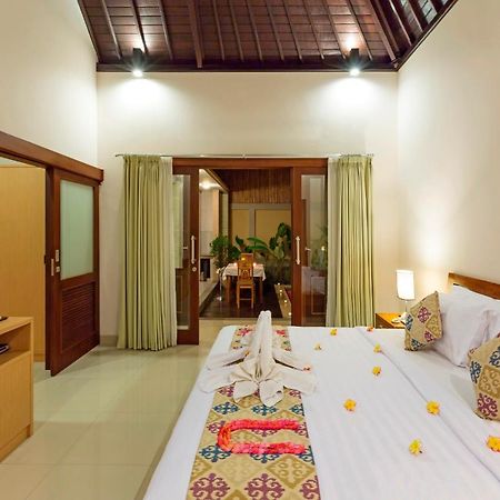 Kubal Villa And Living Seminyak Canggu Exteriör bild