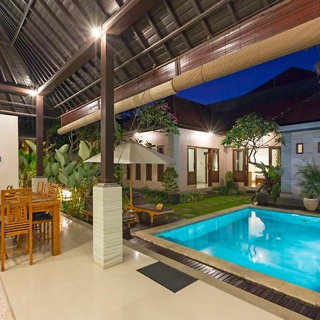 Kubal Villa And Living Seminyak Canggu Exteriör bild